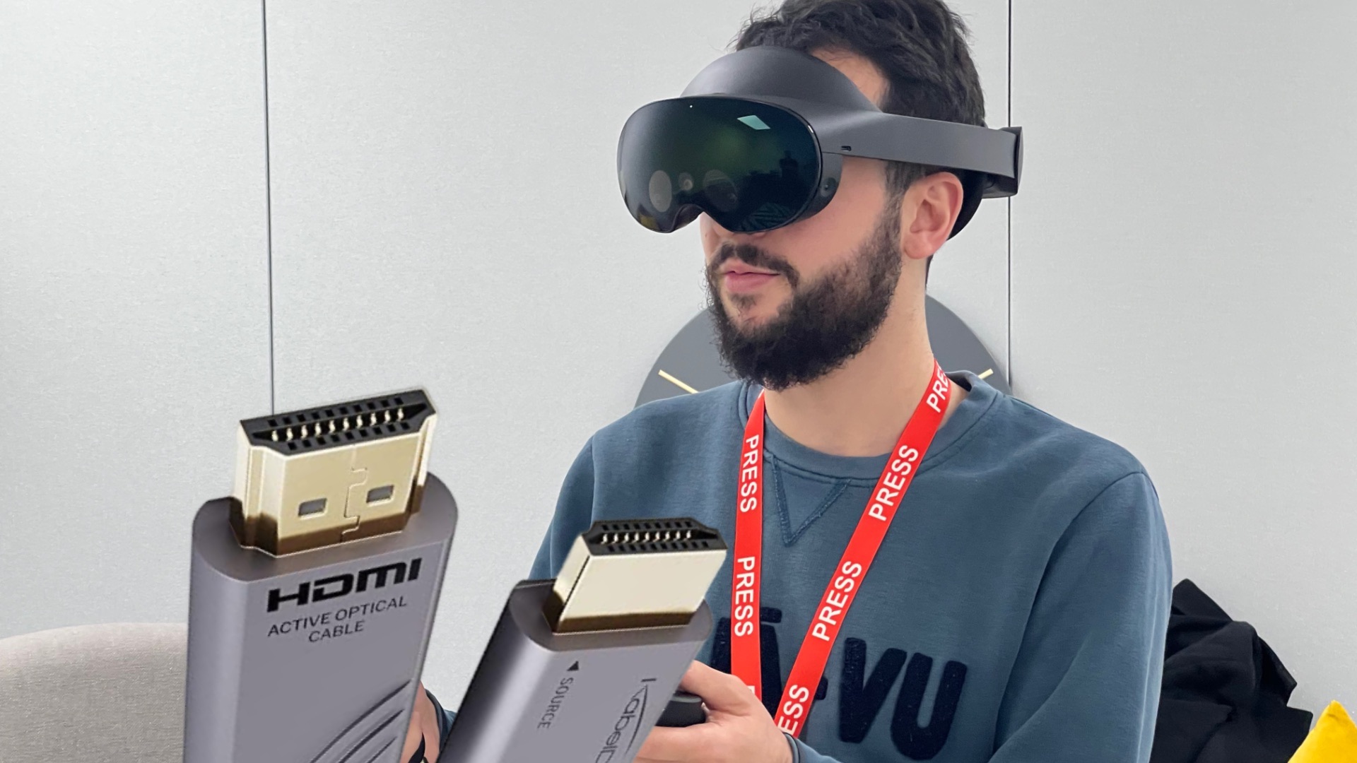 Un câble HDMI peut il sauver la réalité virtuelle Numerama