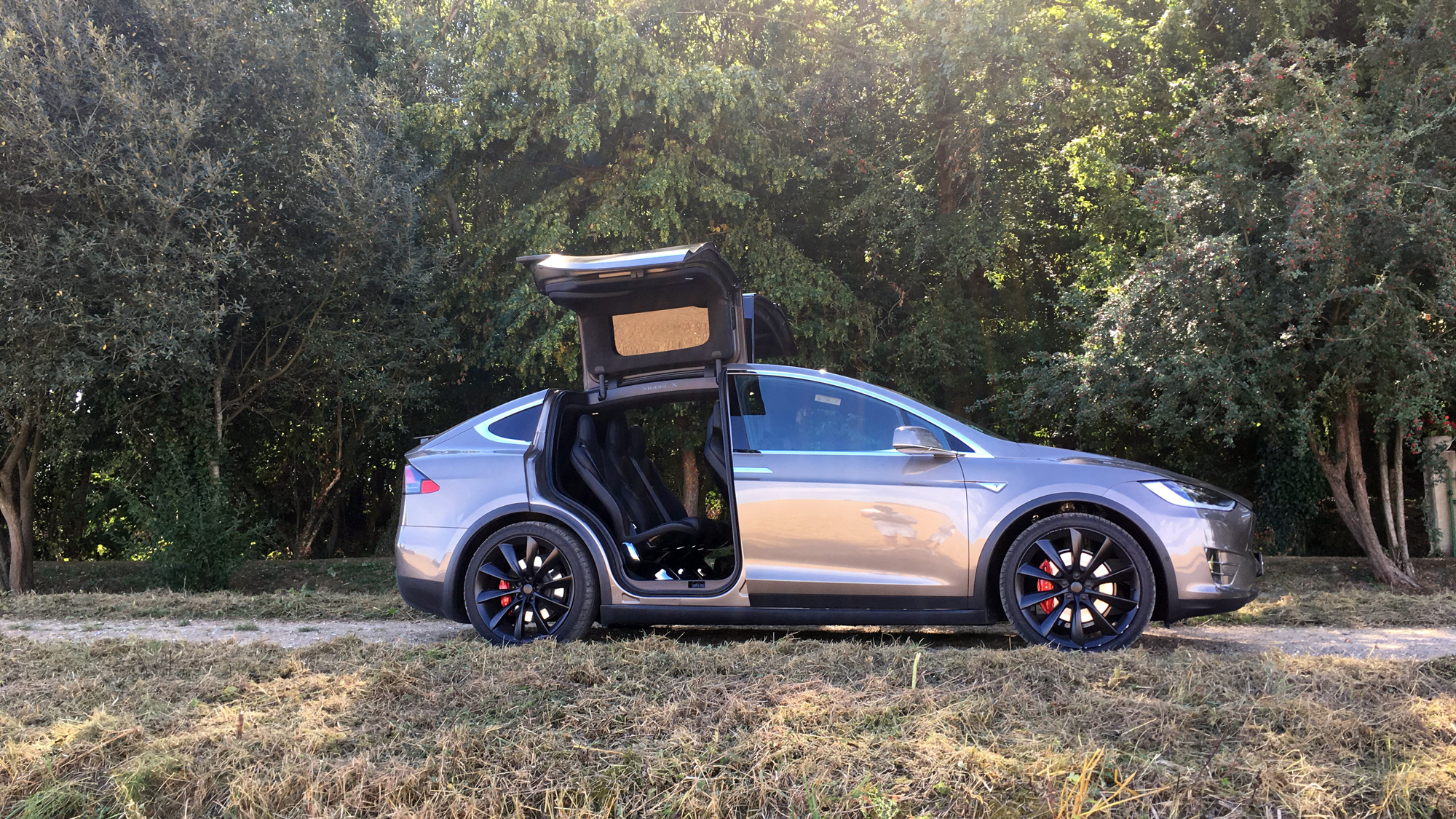 Essai De La Tesla Model X Les Suv Ont Leur Nouvelle Reine