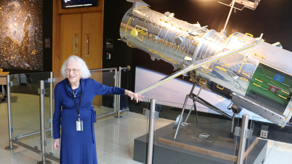 Qui était Nancy Grace Roman, La Première Femme Cadre De La Nasa Et ...