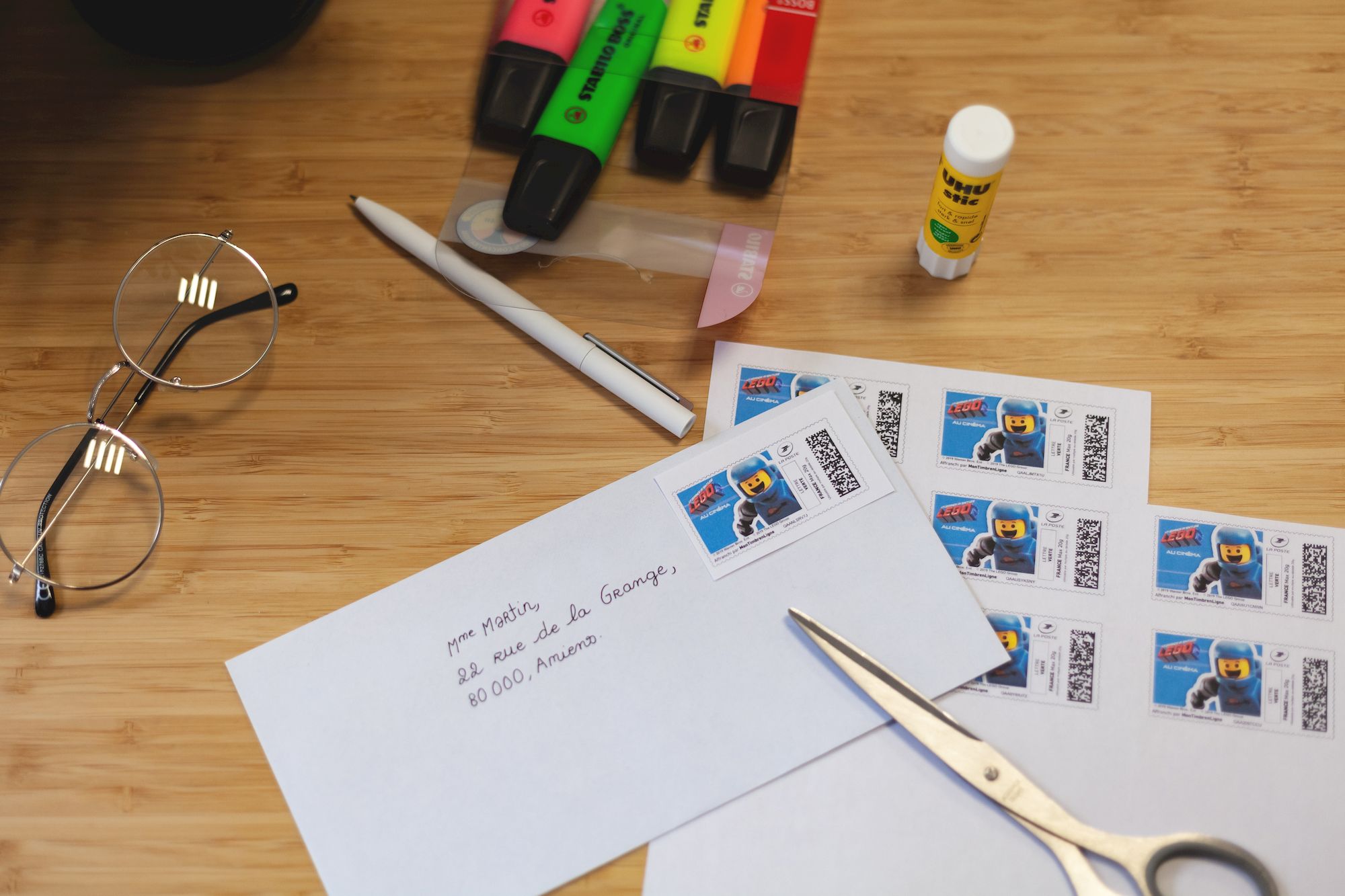 Combien de timbres mettre sur votre enveloppe en fonction de son poids ?
