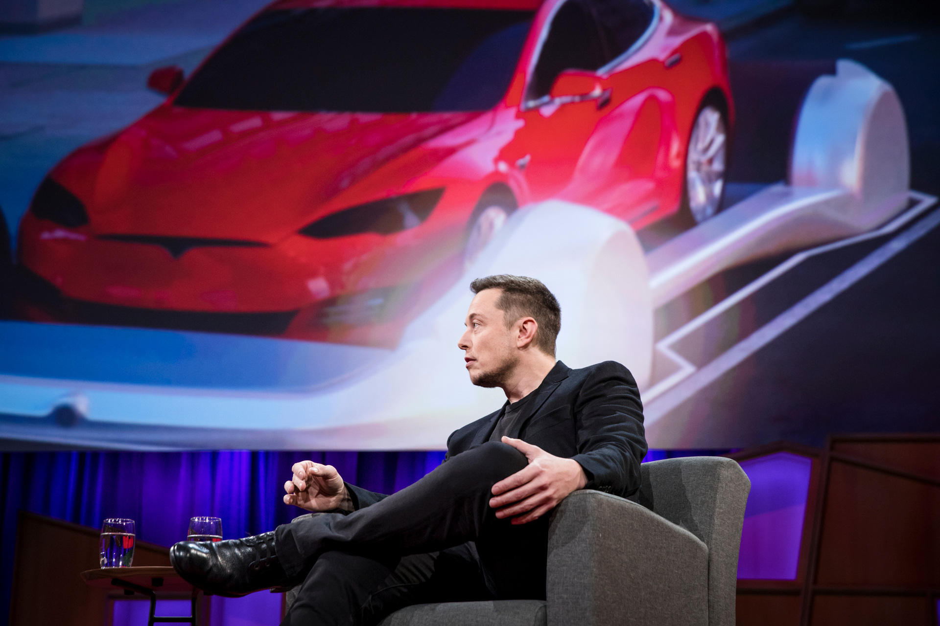 Tesla : Elon Musk dévoile quelques informations sur le futur Model Y