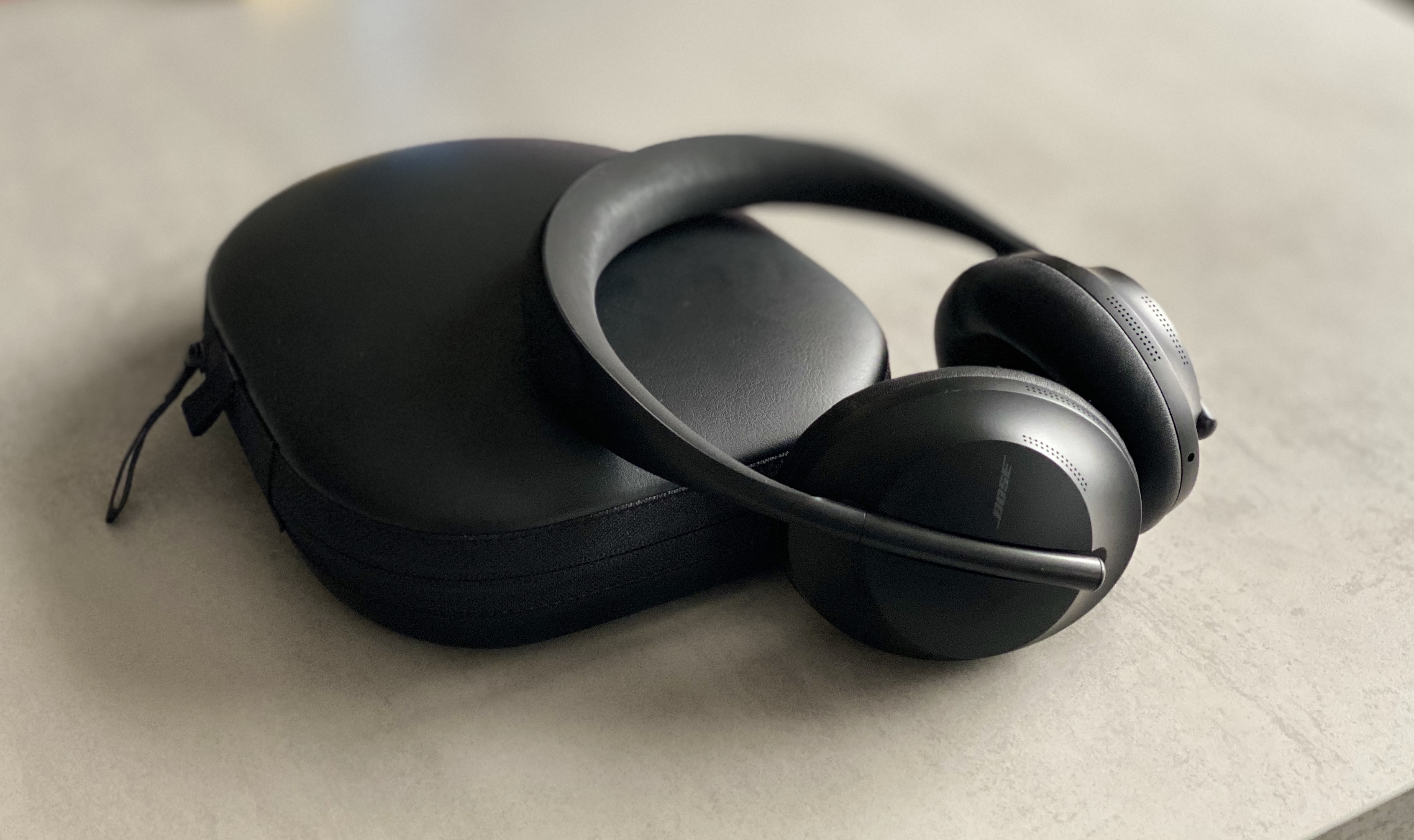 Le casque sans fil Bose Headphones 700 est aujourd'hui 130 € moins cher -  Numerama