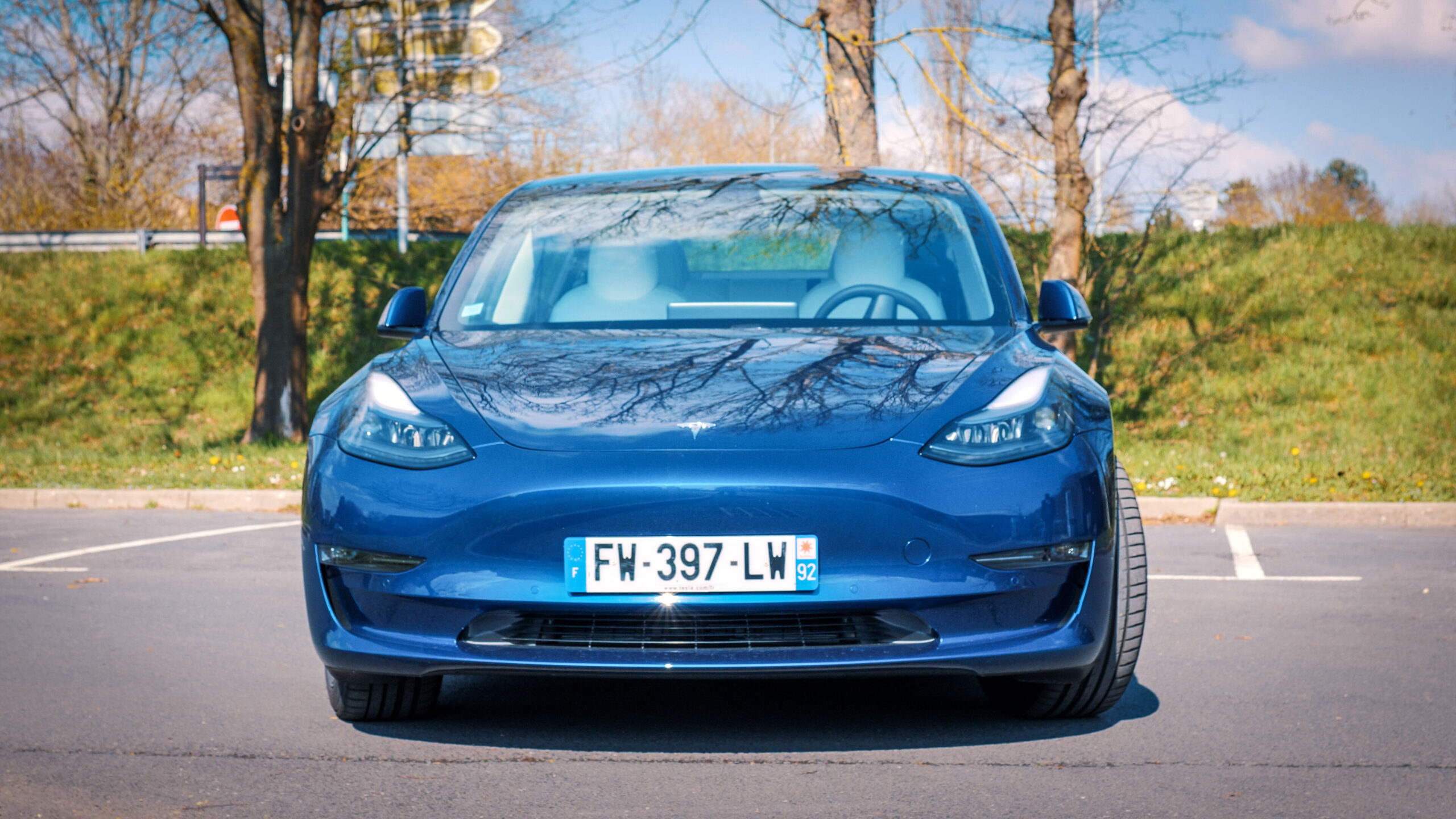 Essai de la Tesla Model 3 (2021) : plus abordable, plus peaufinée - Numerama