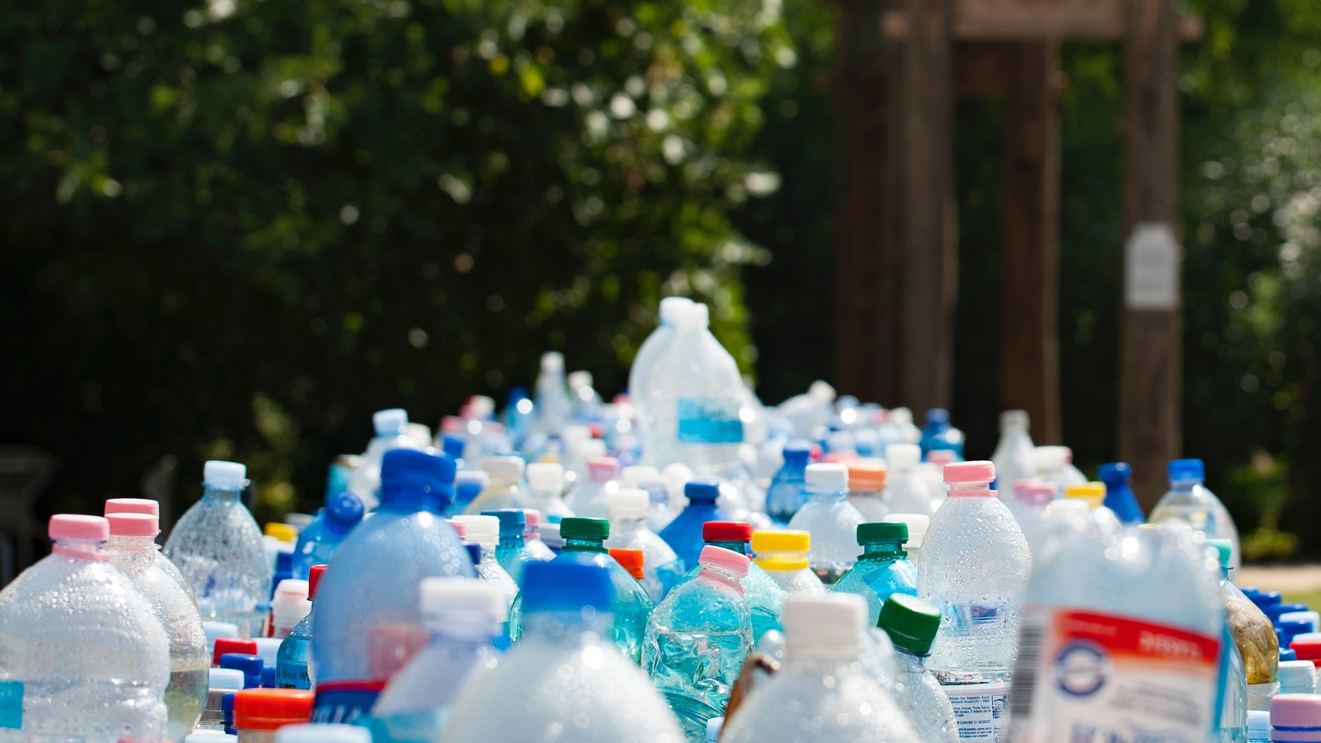 Des bouteilles d'eau U plus écologiques pour réduire les plastiques