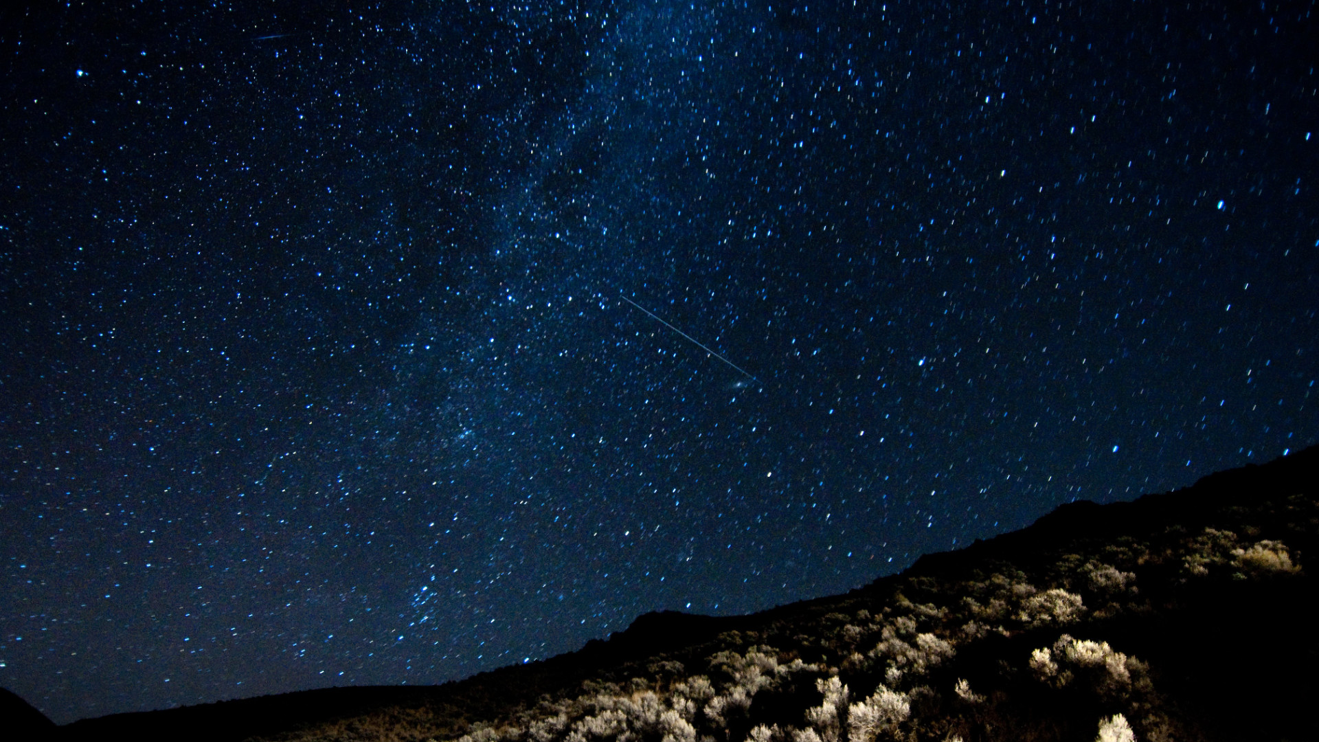 Regarder la vidéo Comment voir l’essaim d’étoiles filantes des Draconides en France le 8 octobre ?