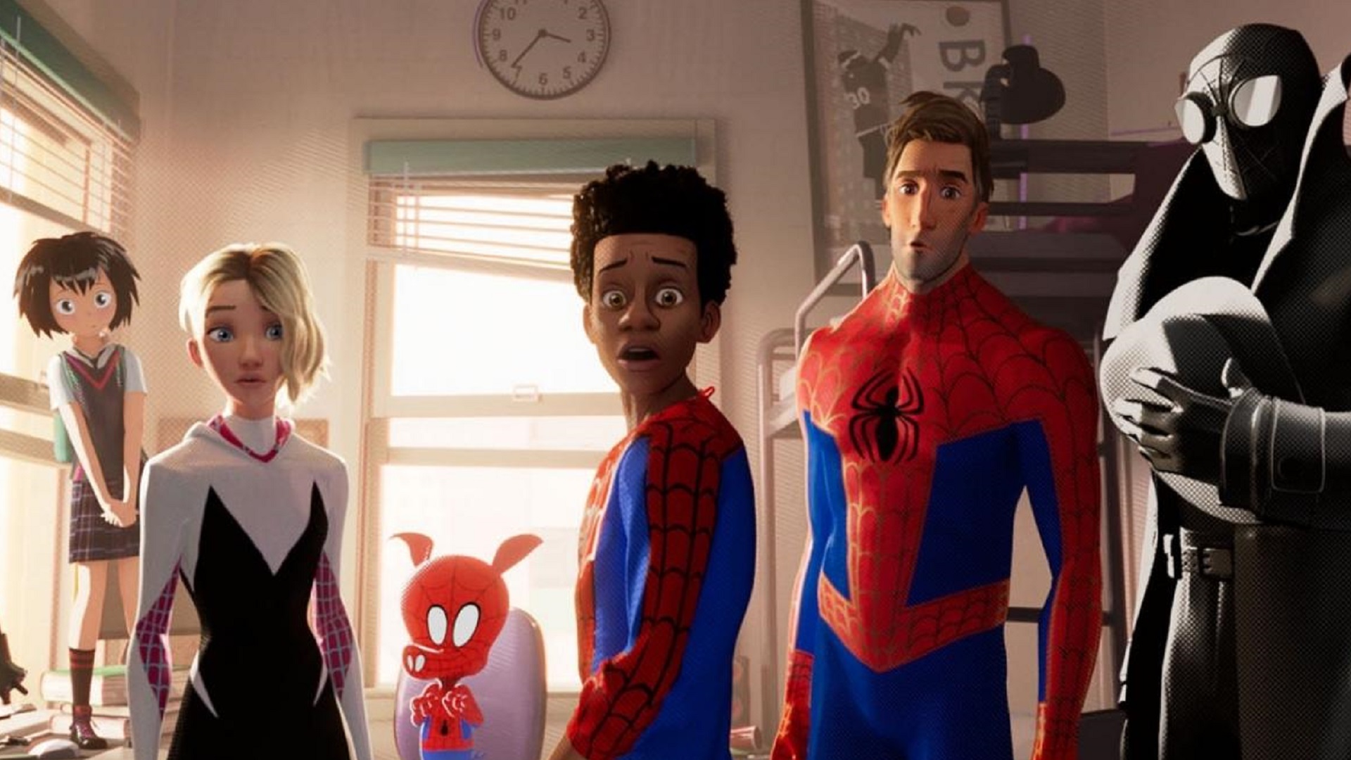 Spiderman Et Couleur Motos Pour Les Enfants - Dessin Animé De Voitures  Drôles Avec Des 