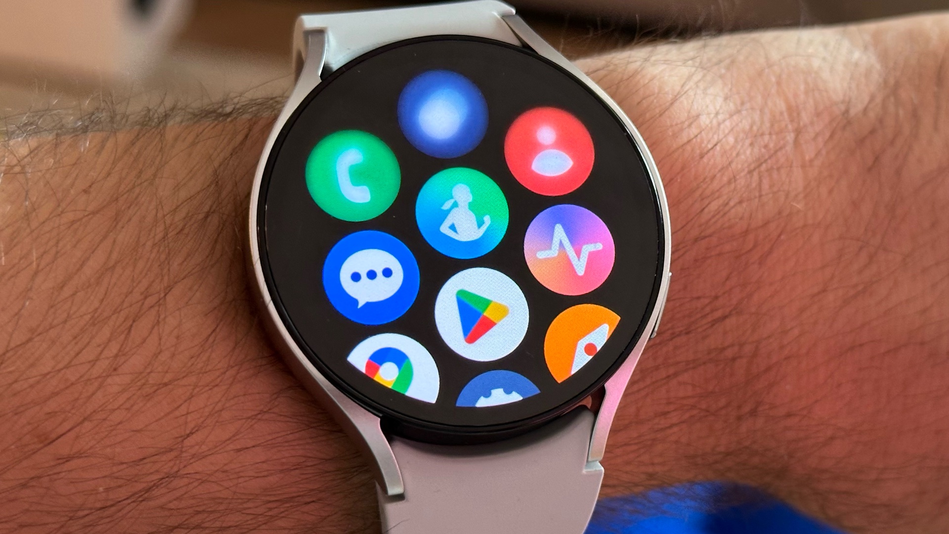 Xiaomi va sortir une montre connectée qui copie l'Apple Watch