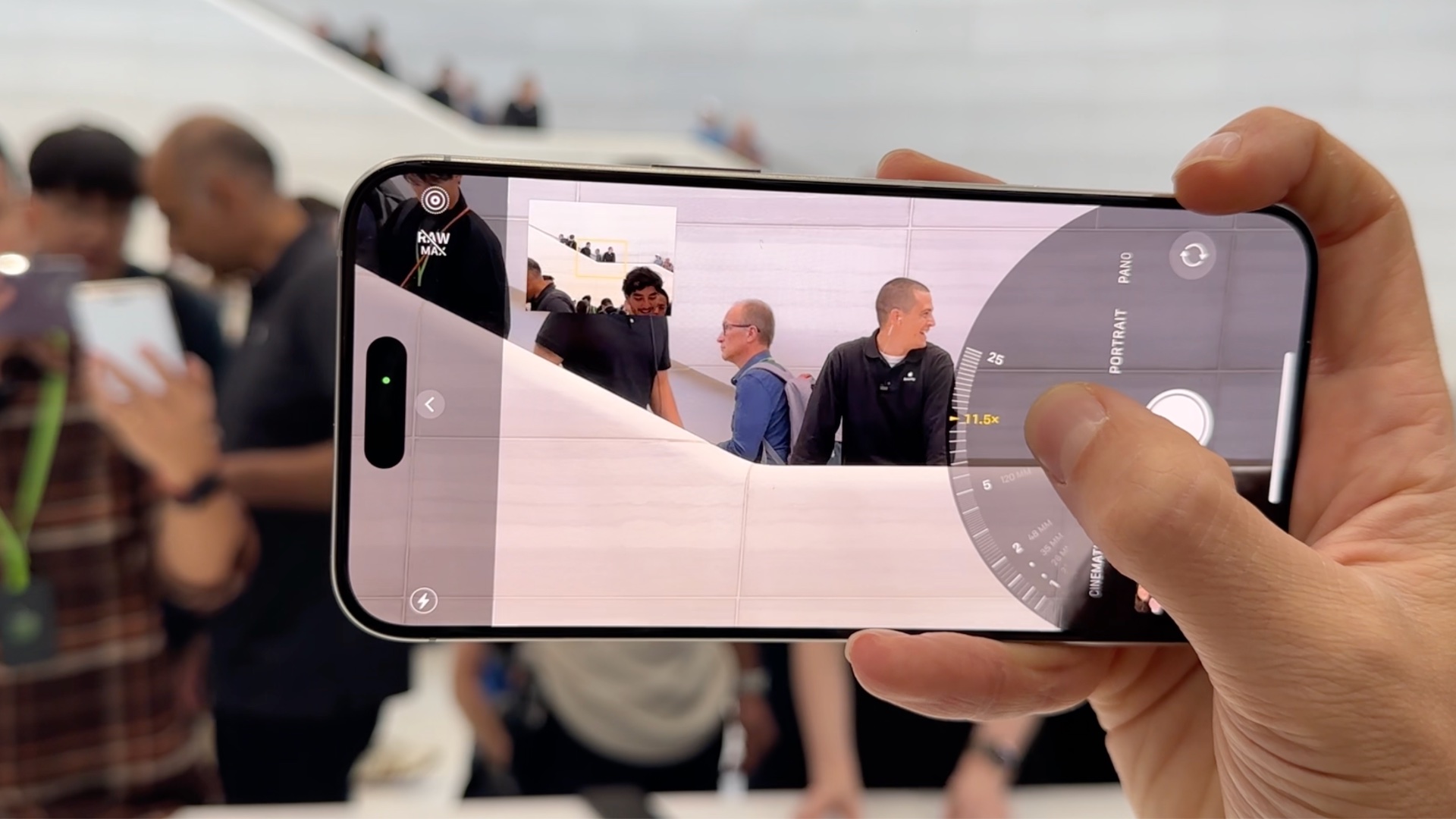 iPhone 15 Ultra : il profiterait d'un objectif à zoom variable, une  nouveauté bienvenue