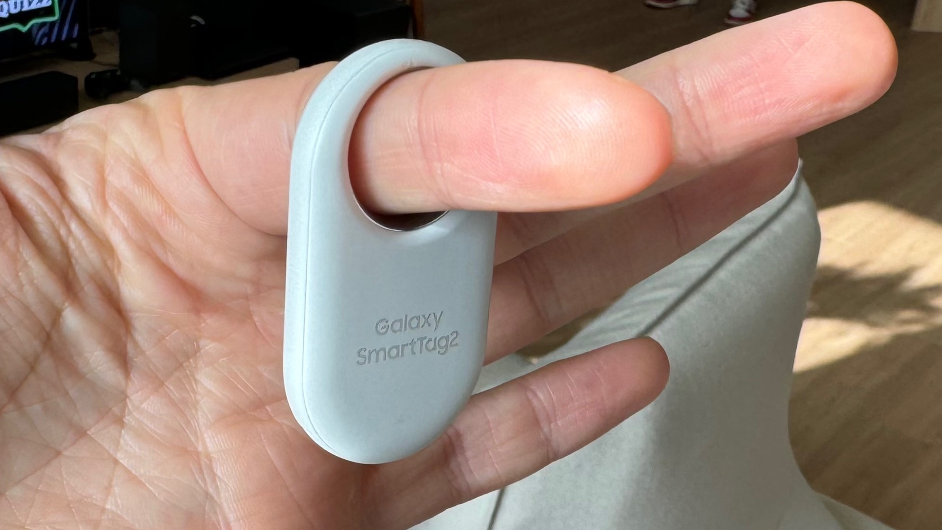 Apple AirTag : tout savoir sur l'alternative personnalisable au SmartTag de  Samsung - CNET France