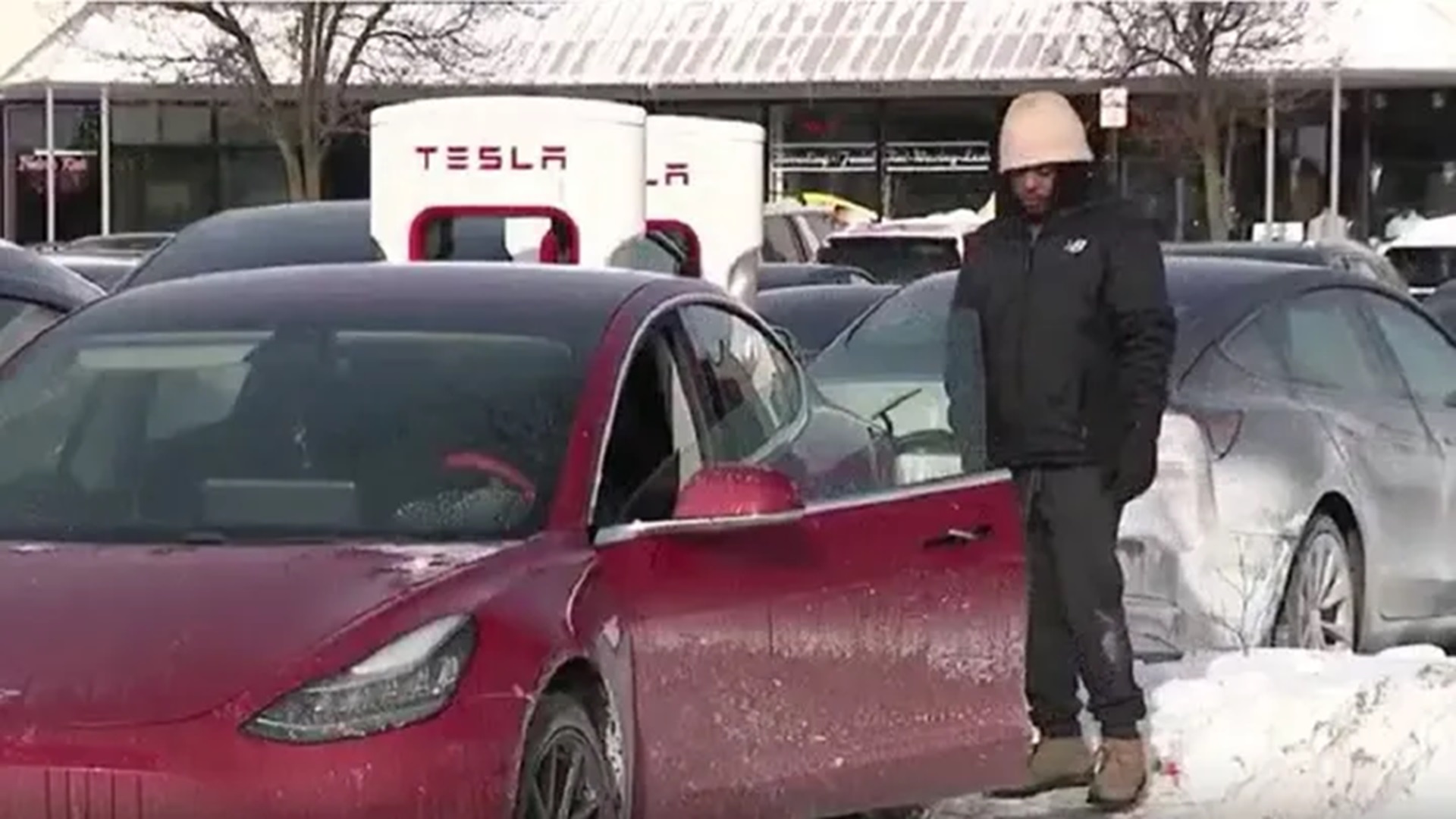 Des Tesla en panne à cause du froid glacial de Chicago attention aux