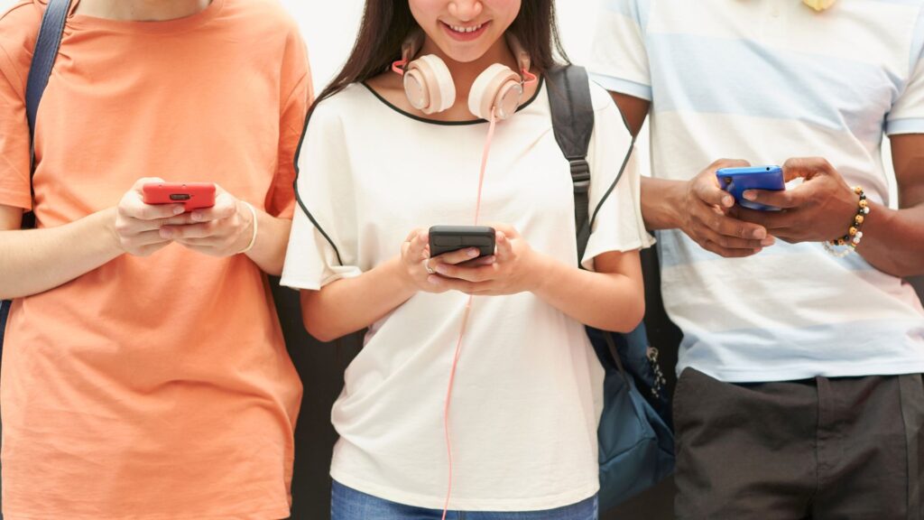 smartphone téléphone école collège